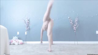 Naked Handstand & Splits - Fit Girls