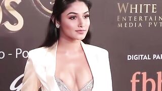Indian hottie Donal Bisht areola slip and that shy smile after she found out ??