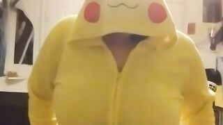 Sexy Nerd Central: Lemme pikachu during the time that you shower