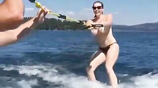 Glad Confused Gals: Wonderful water skiing