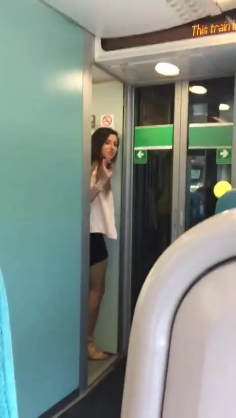 Train Flash - Happy Embarrassed Girls: Cute train flash - Porn GIF Video | nevyda.com