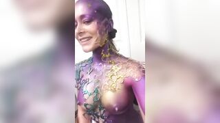 Glad Confused Gals: body paint