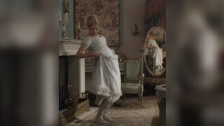 Lifting her dress - Anya Taylor-Joy