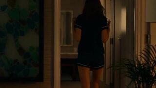 Leggy in The White Lotus S01E04 (2021) - Alexandra Daddario