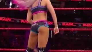 The Goddess Alexa Bliss ass jiggles as she easily degrades the boss Sasha Banks - Alexa Bliss’s booty