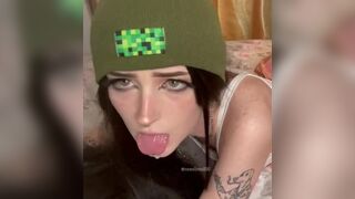 the minecraft beanie stays on while getting railed - Ahegao Girls