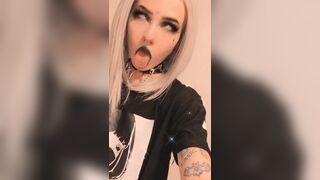 Would you stick it in? - Ahegao Girls