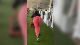 jiggle goddess - Real African Curves
