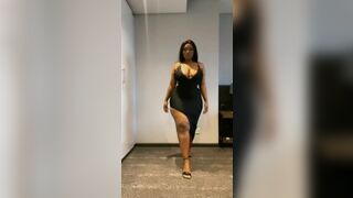 Sizzle - Real African Curves