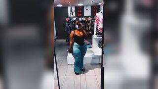 Super thick - Real African Curves