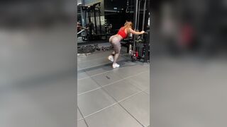 Workout - Addison Rae