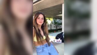 Upvote For her Dance - Addison Rae