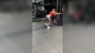 Working Out - Addison Rae