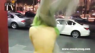 Flashing And Flaunting: gabigecko Naked Walk Down the Street
