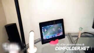 Fuck Gaming: Twitch Streamer Rides Sextoy During the time that Playing League Of Legends!