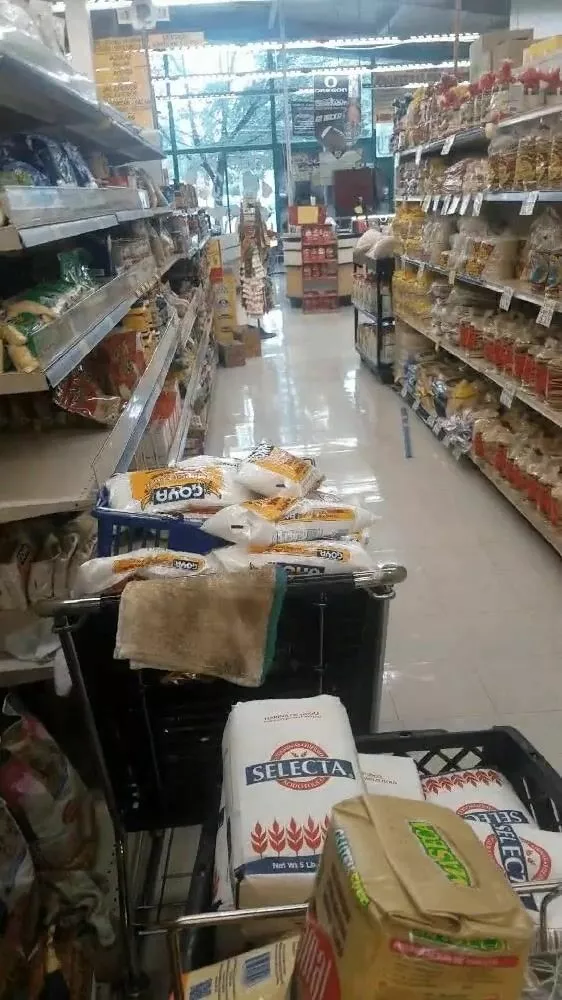 Fucking In A Grocery Store
