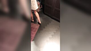 Hola - Flashing And Flaunting
