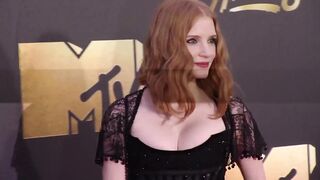 Graceful Celebrities: Jessica Chastain at the 2016 MTV Video Rewards