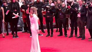 Elizabeth Olsen - Graceful Celebrities