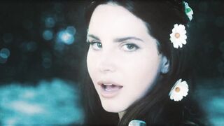Lana Del Rey - Graceful Celebrities