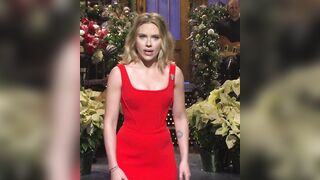 Graceful Celebrities: Scarlett Johansson
