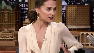 Graceful Celebrities: Alicia Vikander