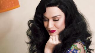 Graceful Celebrities: Katy Perry