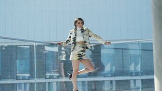 Graceful Celebrities: Ana de Armas