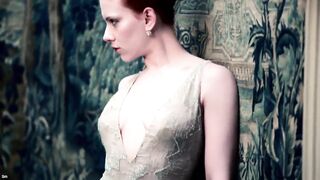 Scarlett Johansson - Graceful Celebrities
