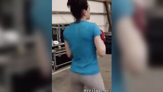 Daisy Ridley training for Star Wars Ep. VII - Girls in Yoga Pants