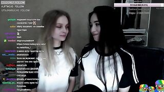 russian streamers giving a kiss