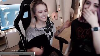 Gals Giving a kiss: Another Russian streamer
