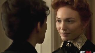 Gals Giving a kiss: Keira Knightley and Eleanor Tomlinson