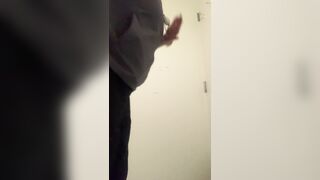 I finally recorded a shit at work - Girls Pooping