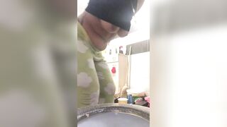 It went boom when i pushed it out - Girls Pooping