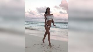 Goddesses: Silvia Caruso - sexy bikini gfy