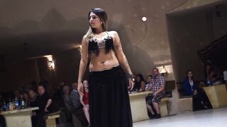 Gone Mild: Fleshly abdomen dancer in Turkey