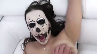 Horror Girl - Grab Her Titties